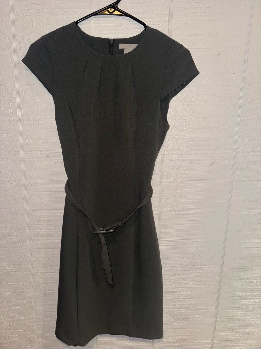H&M Black Cap-Sleeve Belted Dress